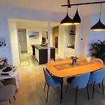 Spacious With Sea View Apartment